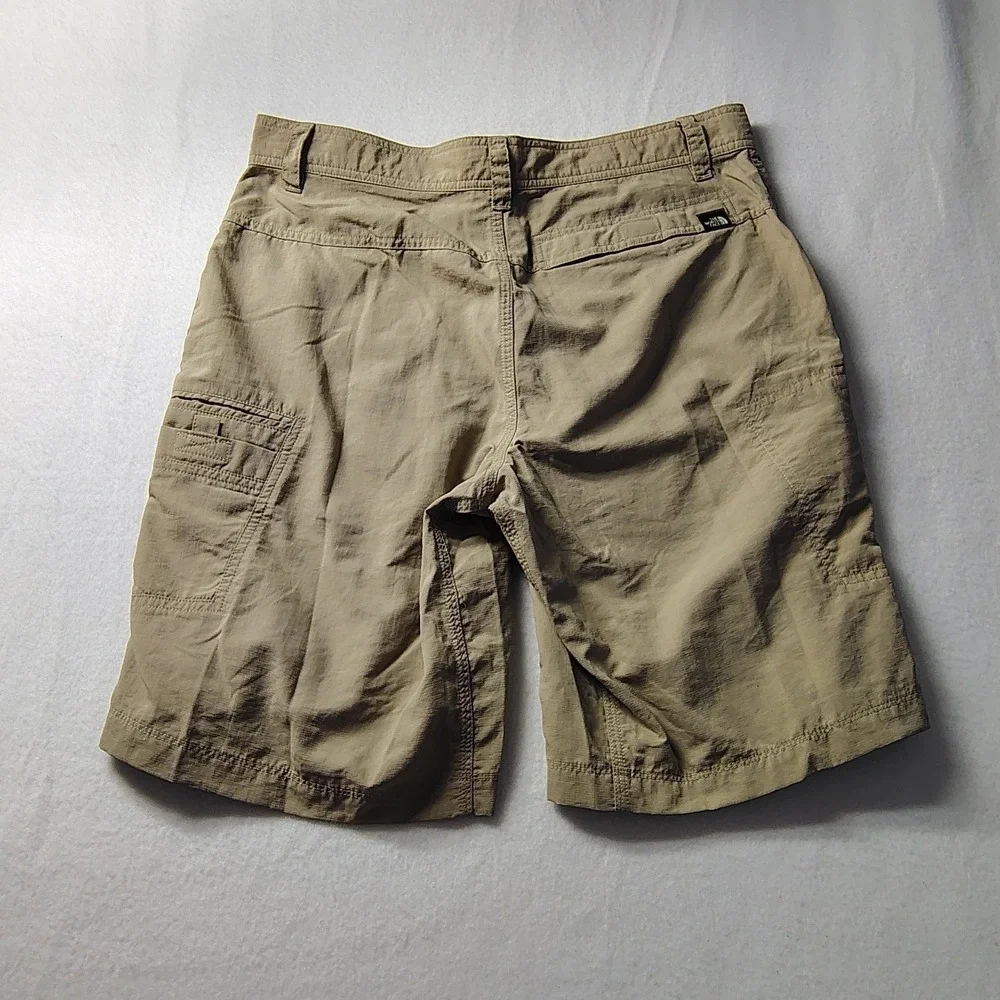 The North Face Mens 32 Khaki Tan Nylon Hiking Cargo‎ Shorts  Regular Fit